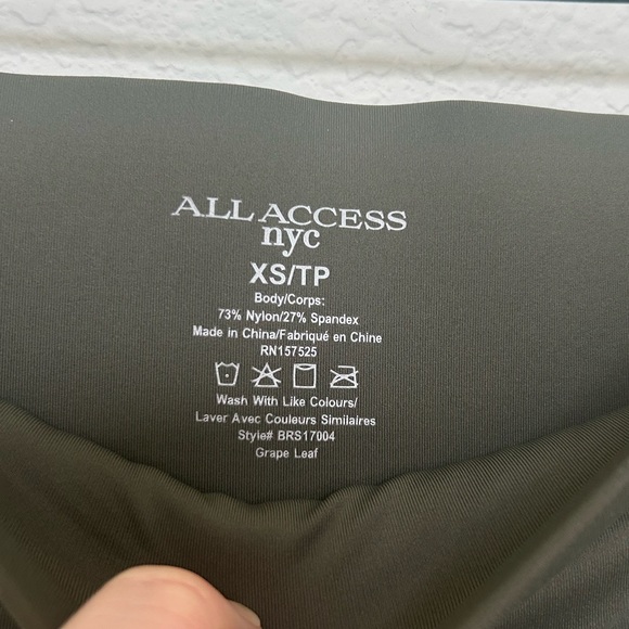 All Access Legging & Sports Bra Set - Picture 3 of 9